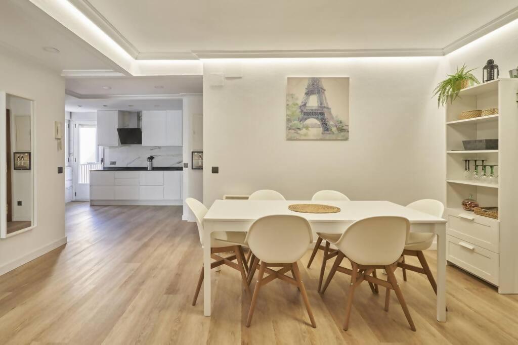 Precioso Barrio Del Oeste Apartment